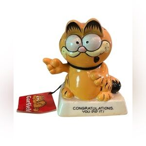 Vintage 1978 Garfield Cat Ceramic Figurine Congratulation You Did It 3.25"